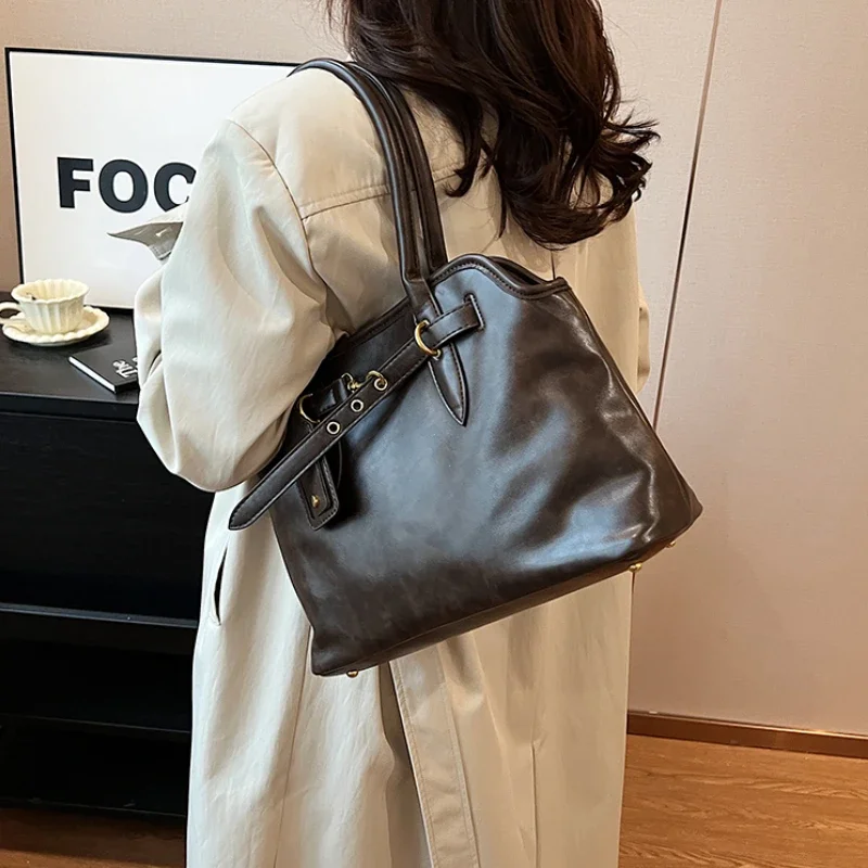 PU Leather Retro Tote Bag for  - Women Bags For Airport recension och pris